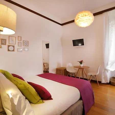 Tata Oda ve Kahvaltı 4*