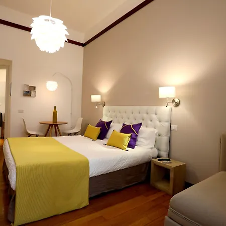 Tata Bed and breakfast