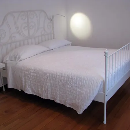 Tata Bed and Breakfast 3*