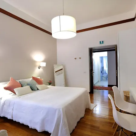 Couette-café Tata 4*