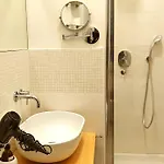 Tata 4* Roma